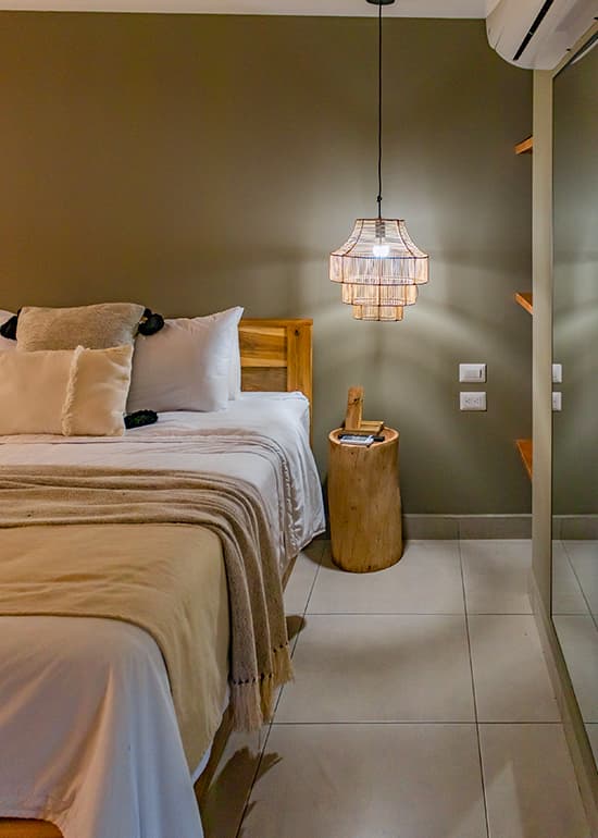 Room thumbnail 2