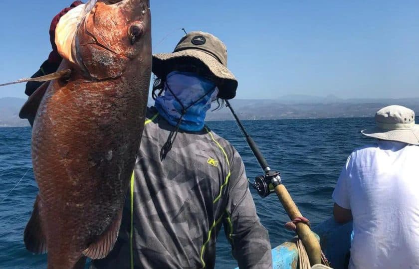 Tour pesca deportiva profesional (Playa Mahahual, Perla, Agua azul)